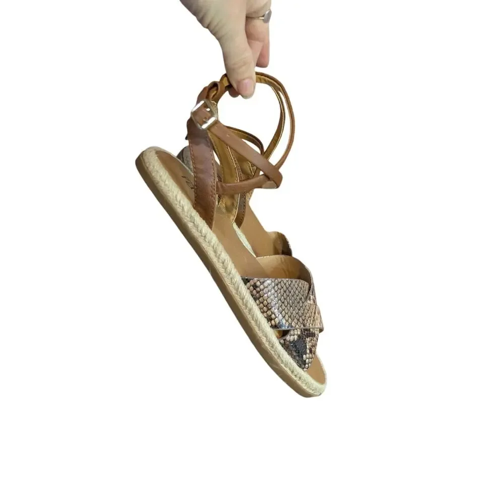 Nordstrom Rack Tan Snake Sandal Size 4.5